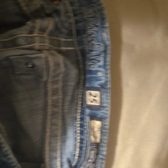 Distressed MISS ME SKINNY Blue Jeans - Picture 3 of 4